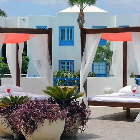 Aqua Hotel