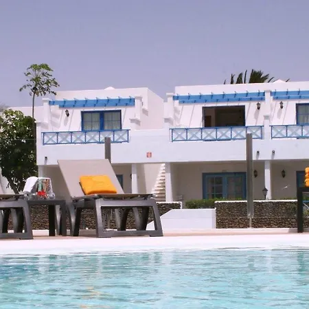 Aqua 4*