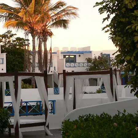 Aqua Hotel 4*